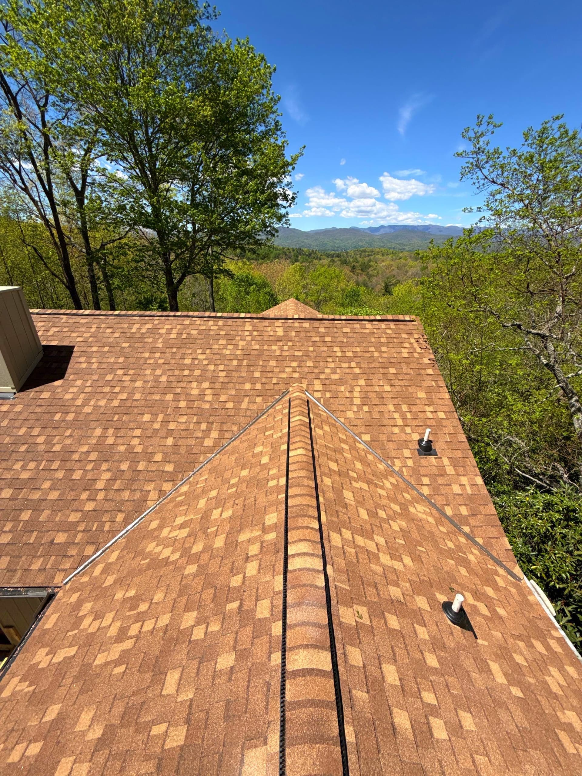 Gallery photos for A Worn Mountain Roof Gets a Complete Before-and-After Replacement: Image #4
